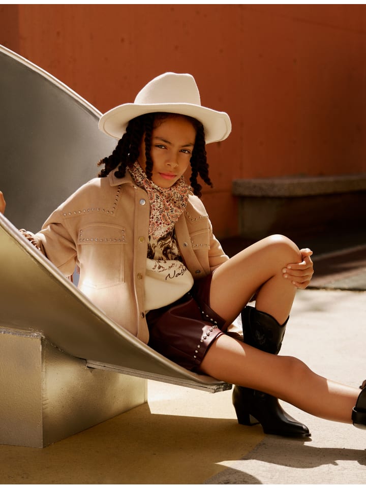 Шорты бермуды KOTON, цвет bordo
Шорты бермуды KOTON, цвет bordo