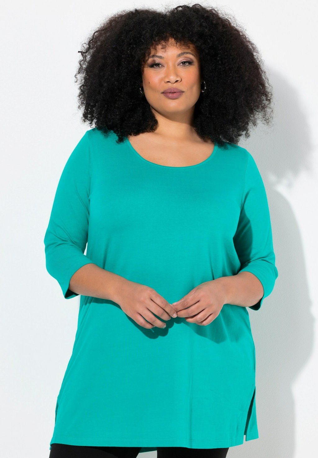 Базовая футболка CLASSIC A-LINE 3/4 SLEEVE ROUND NECK Ulla Popken, мята
Базовая футболка CLASSIC A-LINE 3/4 SLEEVE ROUND NECK Ulla Popken, мята