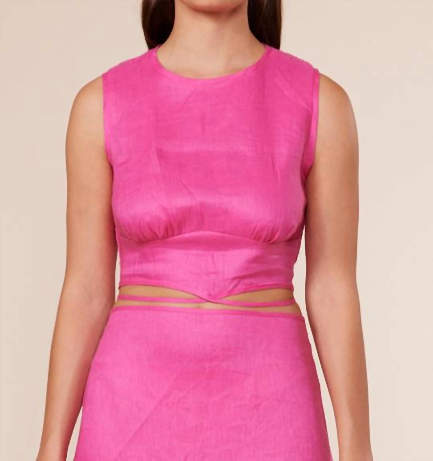 Лаконичный топ с завязками Laurel в цвете фуксия LUCY PARIS
Лаконичный топ с завязками Laurel в цвете фуксия LUCY PARIS