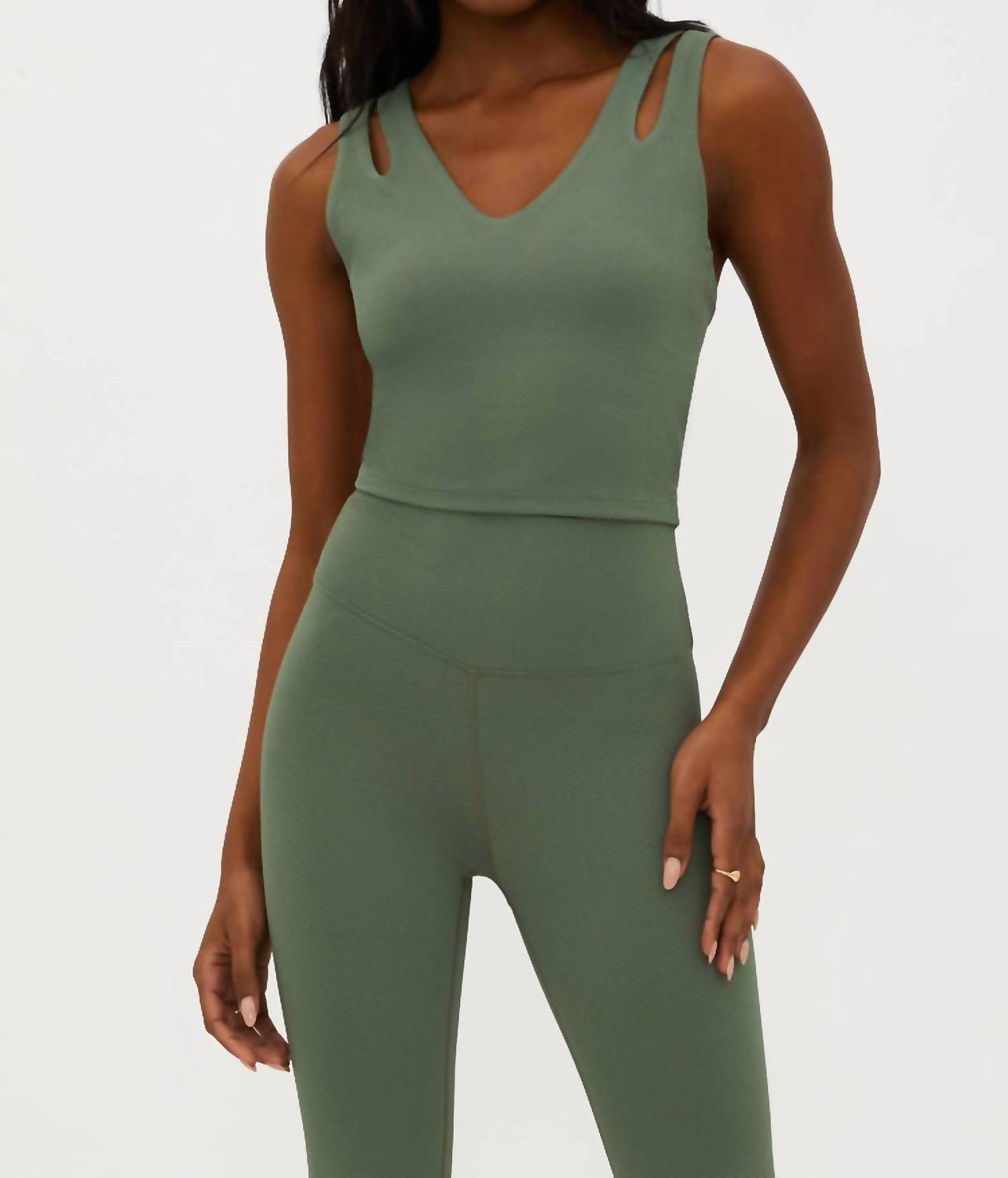 Топ Evelina с V-образным вырезом Queen Palm Beach Riot, Queen Palm
Топ Evelina с V-образным вырезом Queen Palm Beach Riot, Queen Palm