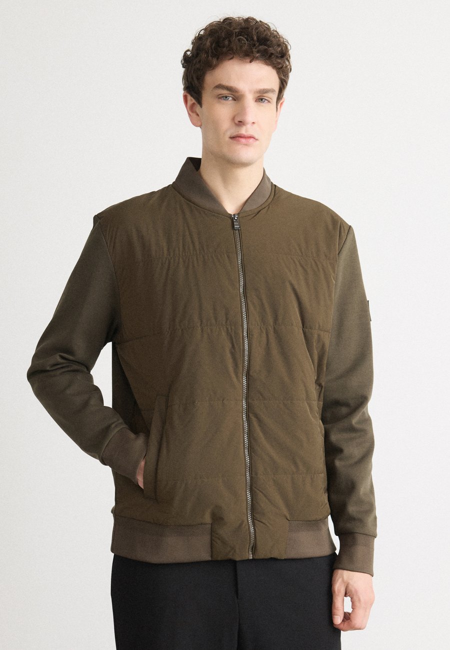 Куртка BOSS SKILES, Open Green/Green
Куртка BOSS SKILES, Open Green/Green