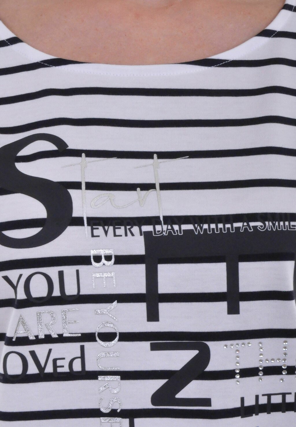 Принт на футболке Navigazione, белый
Принт на футболке Navigazione, белый