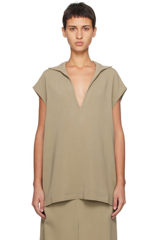 Футболка цвета тауп с накидкой BITE
Футболка цвета тауп с накидкой BITE