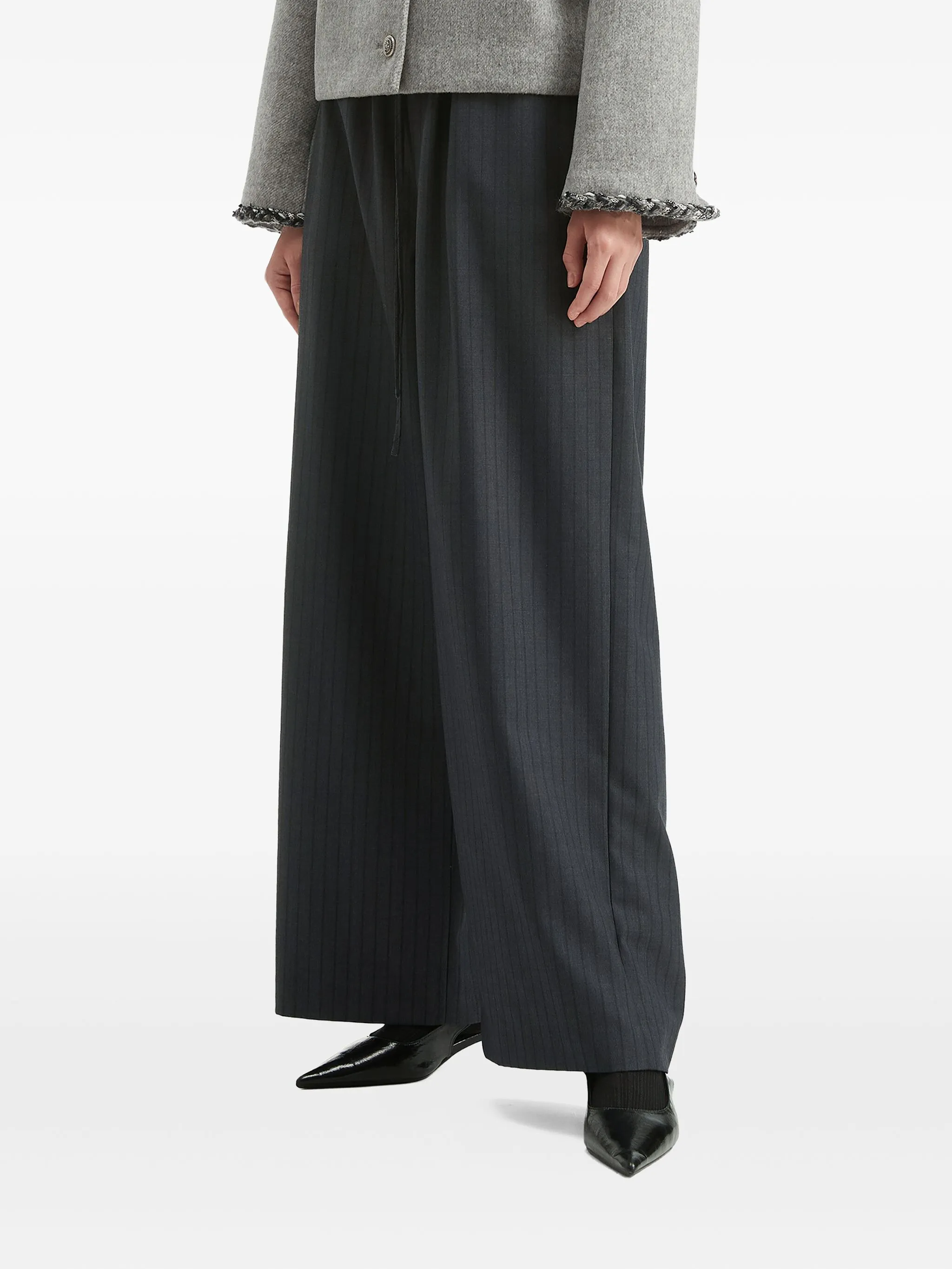 Брюки в полоску B+Ab, серый
Брюки в полоску B+Ab, серый