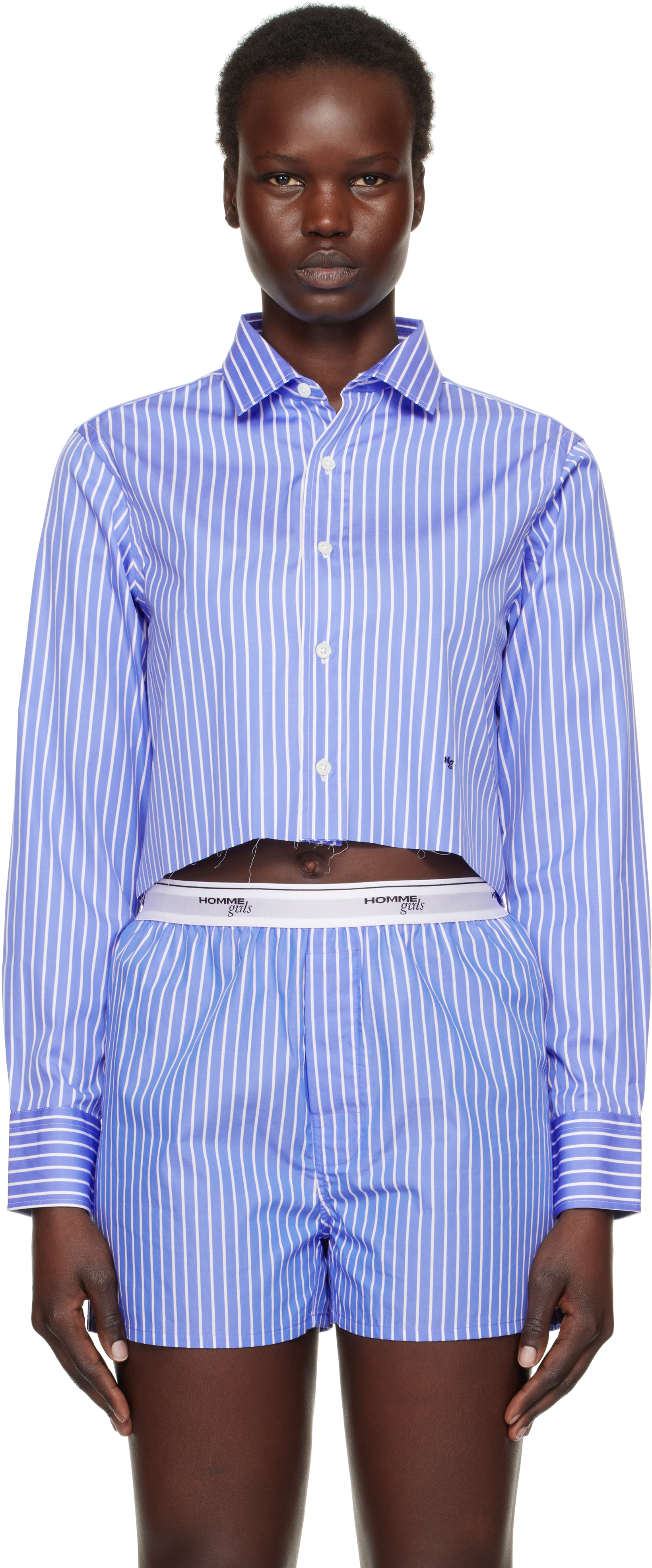 Синяя укороченная рубашка HommeGirls, Classic stripe
Синяя укороченная рубашка HommeGirls, Classic stripe