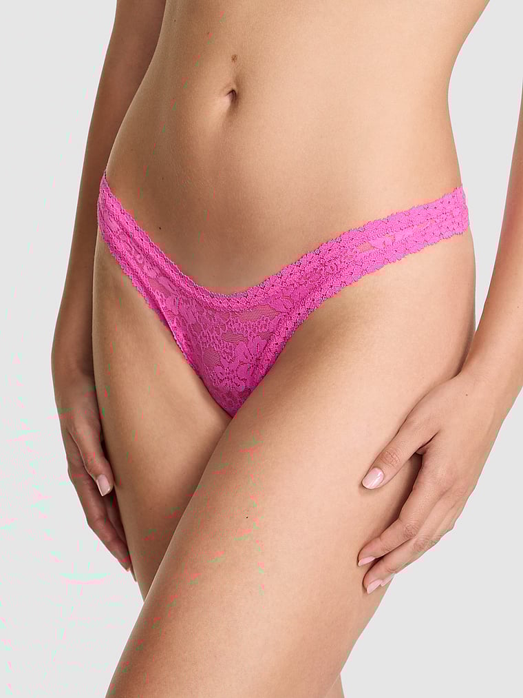 Микро-Стринги Wink Pink, floral lace pink gossip
Микро-Стринги Wink Pink, floral lace pink gossip