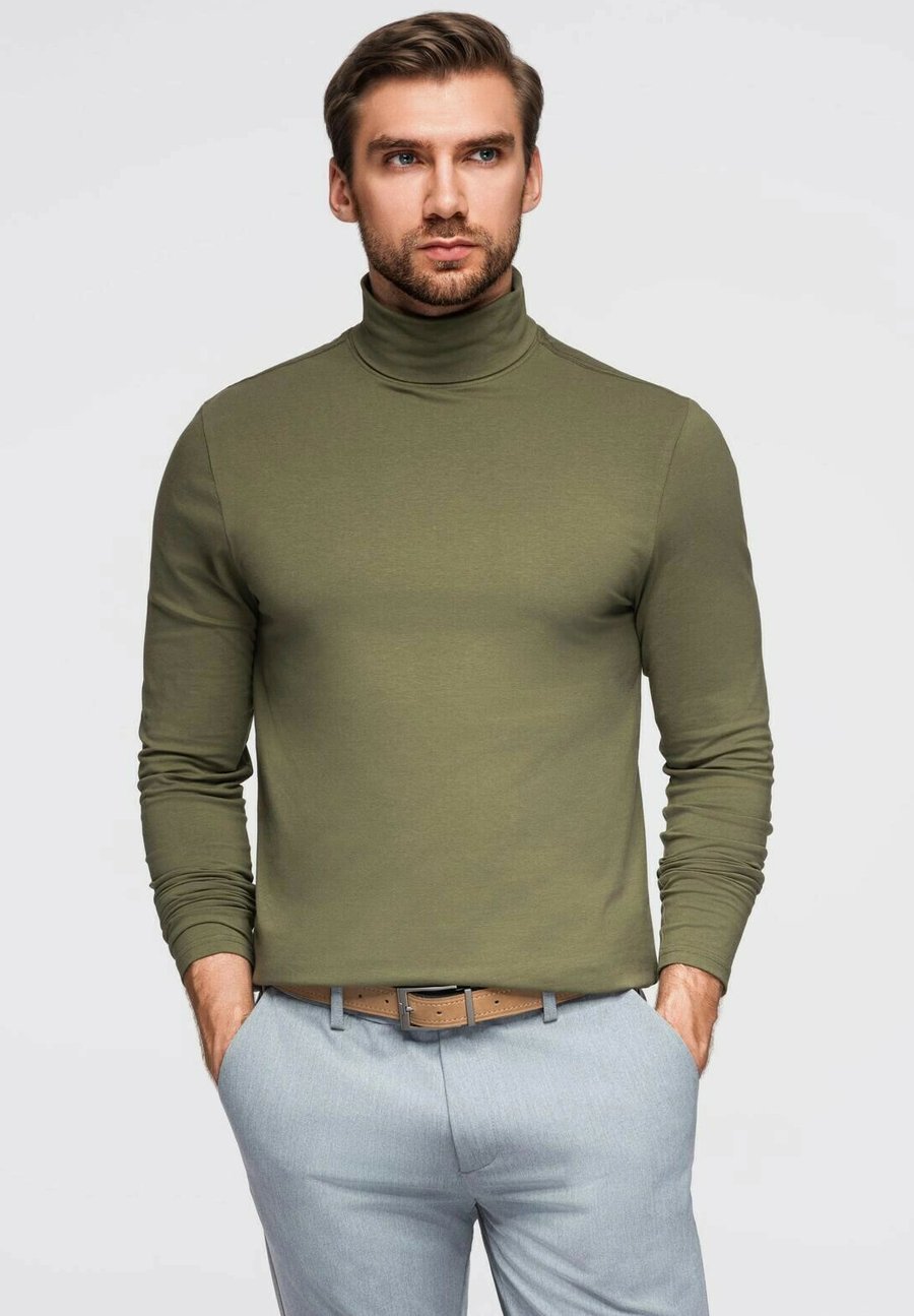 Топ Ombre TURTLENECK, Olive
Топ Ombre TURTLENECK, Olive