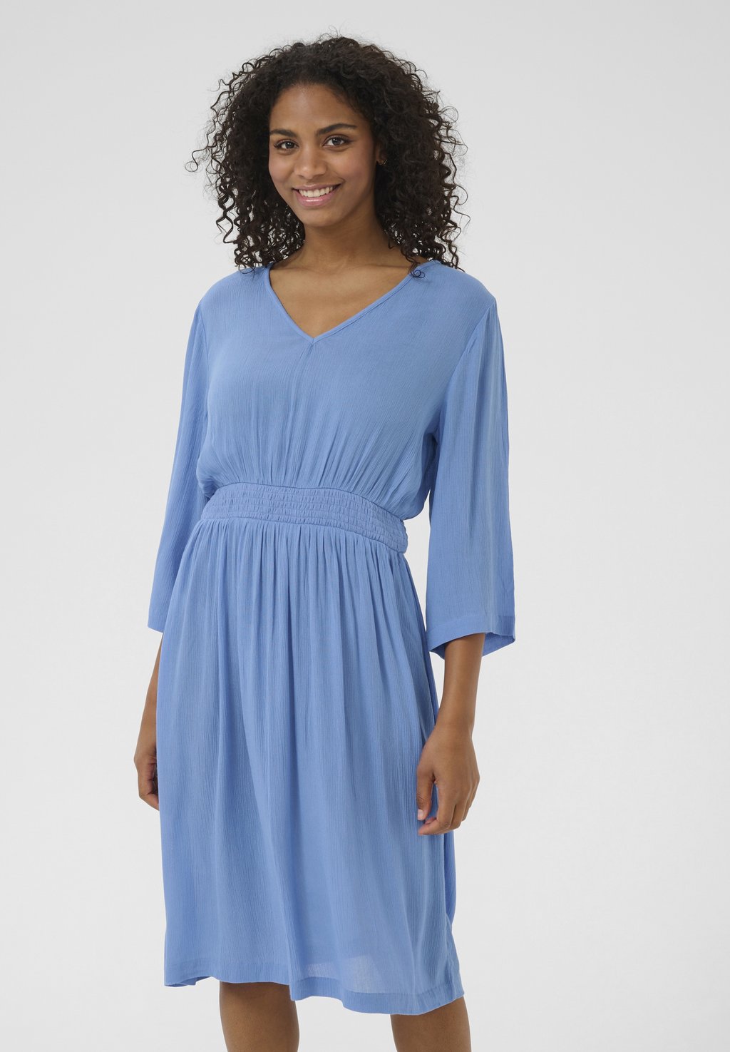 Повседневное платье KAMARIAH AMBER Kaffe, светло-голубой
Повседневное платье KAMARIAH AMBER Kaffe, светло-голубой