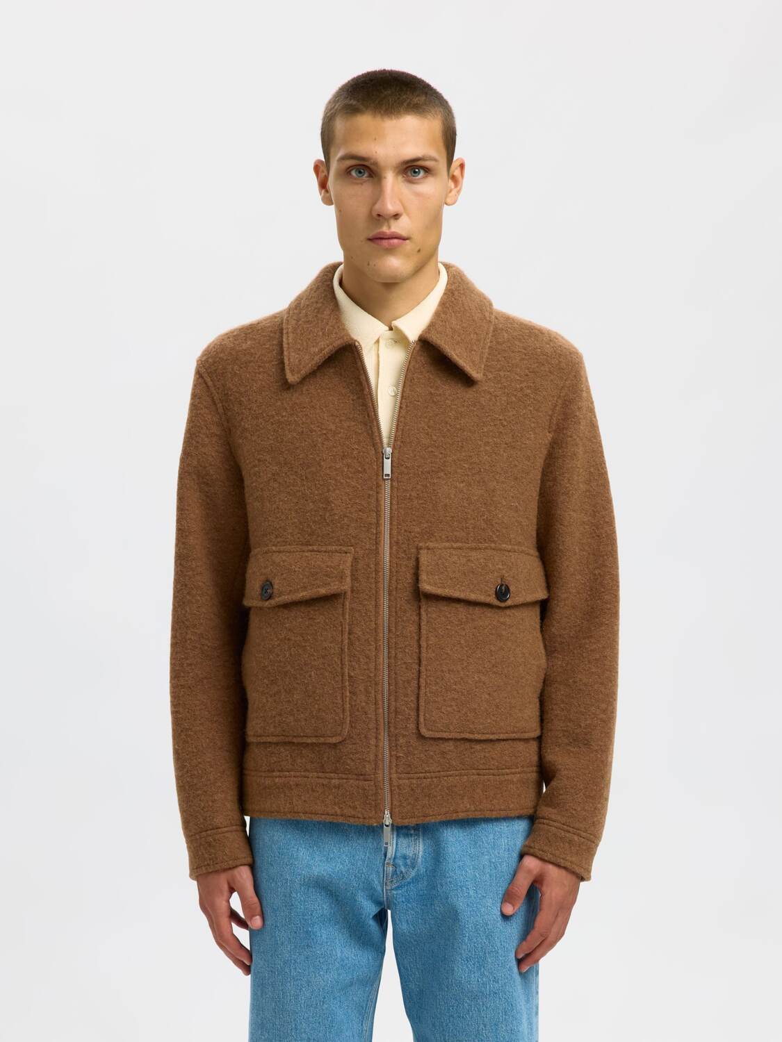 SELECTED Куртка для межсезонья в коричневом цвете
SELECTED Куртка для межсезонья в коричневом цвете