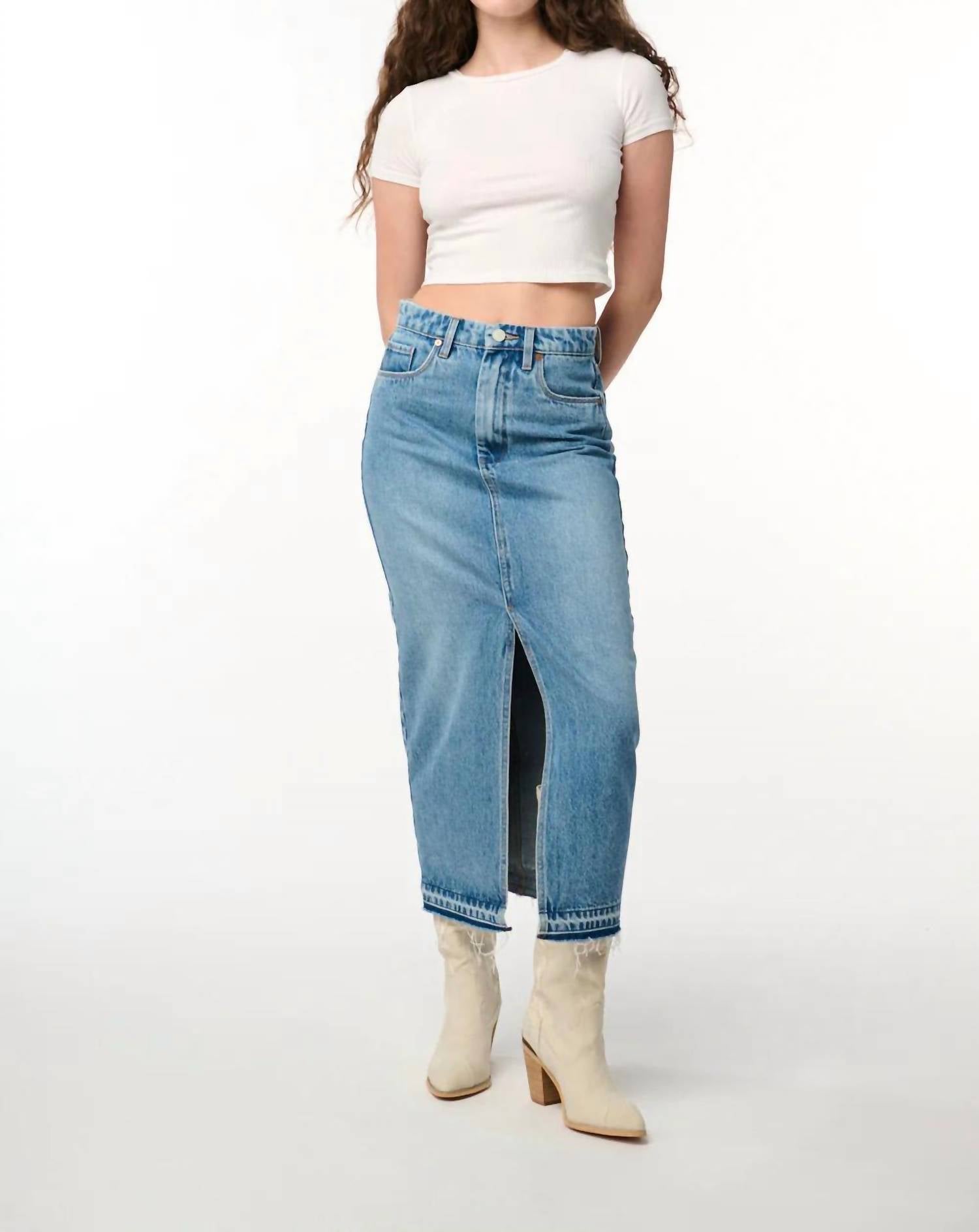 Юбка Double Duty из денима BLANKNYC, цвет denim
Юбка Double Duty из денима BLANKNYC, цвет denim