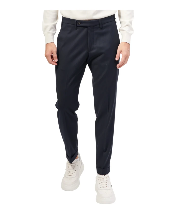 Синие брюки из эластичного хлопкового габардина Michael Coal, синий
Синие брюки из эластичного хлопкового габардина Michael Coal, синий