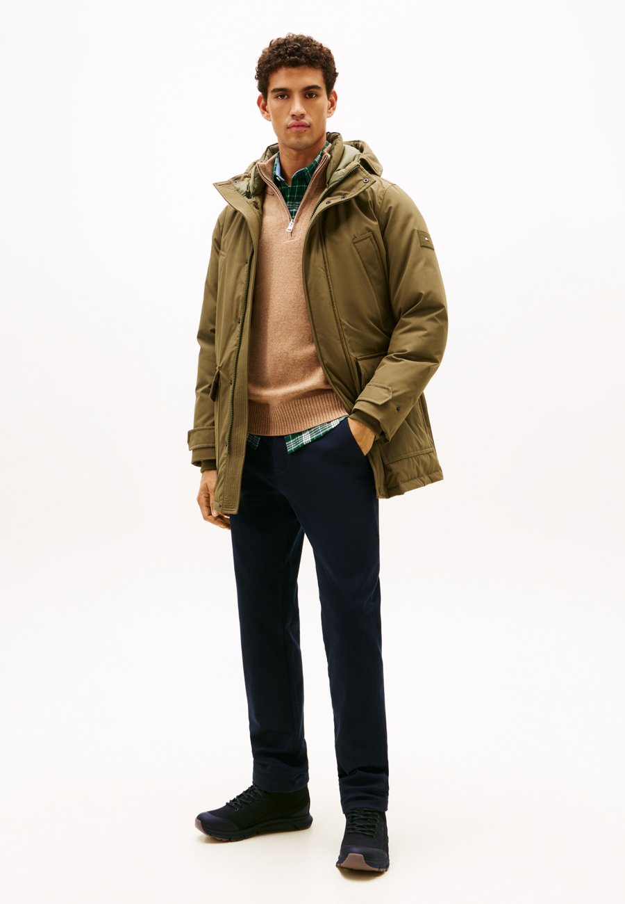 Ботинки Tommy Hilfiger OUTDOOR, Black
Ботинки Tommy Hilfiger OUTDOOR, Black