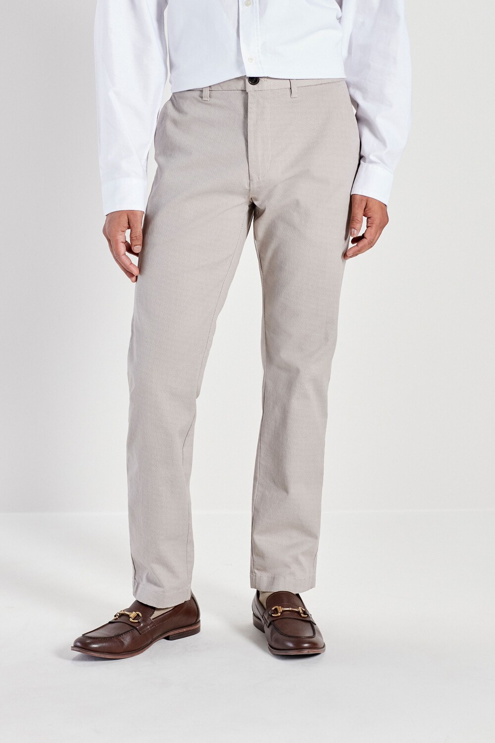 Мягкие на ощупь брюки-чиносы стрейч с принтом Next, бежевый
Мягкие на ощупь брюки-чиносы стрейч с принтом Next, бежевый