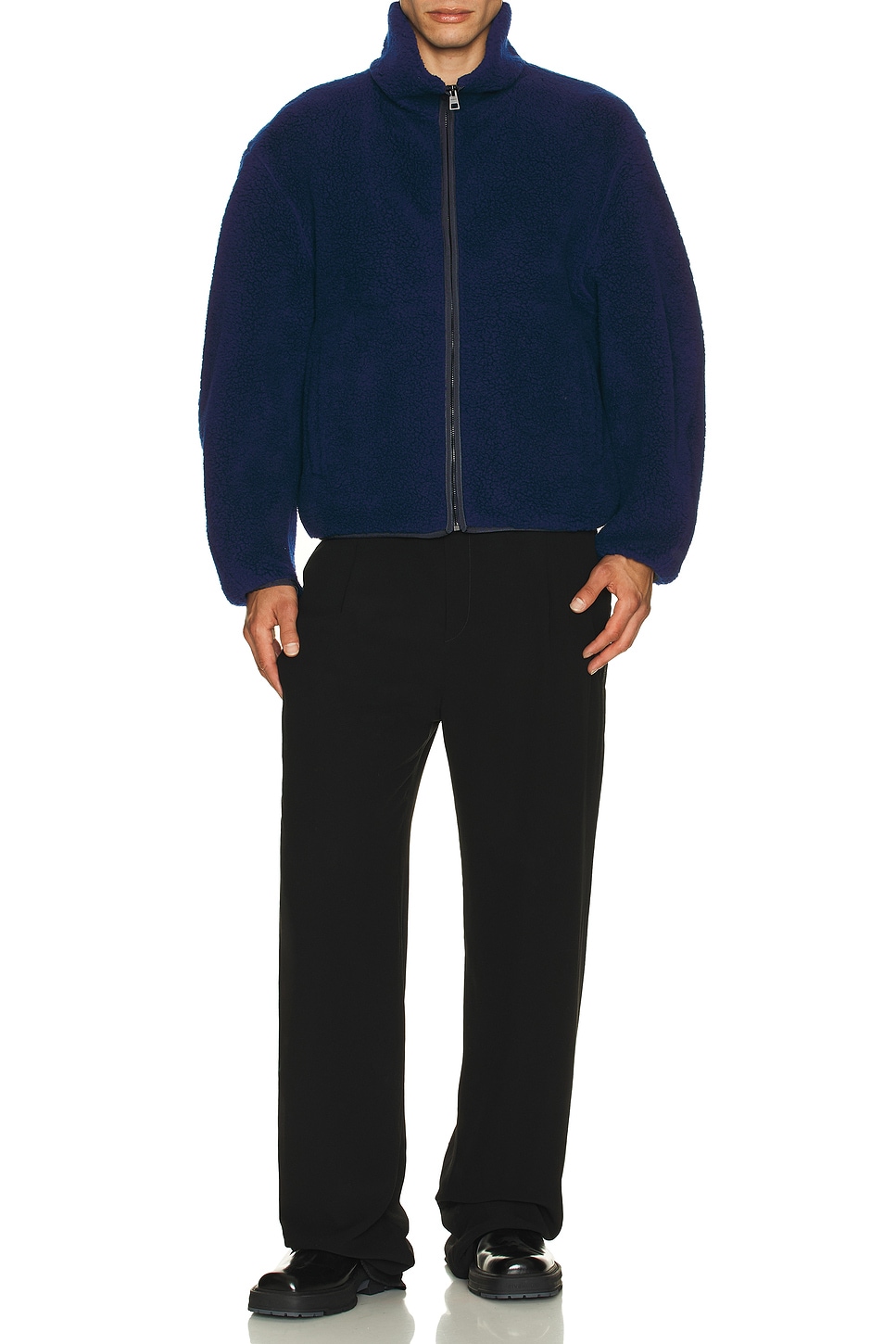 Couture Fleece Блуза Puffer Givenchy, Bright Blue
Couture Fleece Блуза Puffer Givenchy, Bright Blue