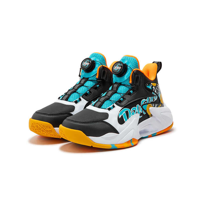 Баскетбольные кроссовки Kids" Начальная школа Xtep, черный/синий
Баскетбольные кроссовки Kids" Начальная школа Xtep, черный/синий