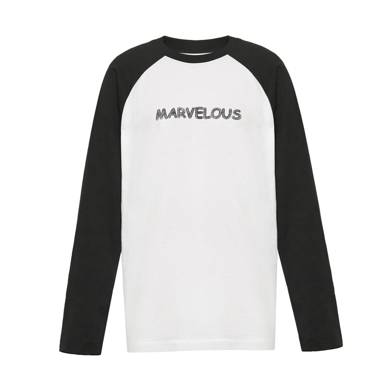 Свободная женская футболка Deep Breath с длинными рукавами и круглым вырезом, черно-белый
Свободная женская футболка Deep Breath с длинными рукавами и круглым вырезом, черно-белый