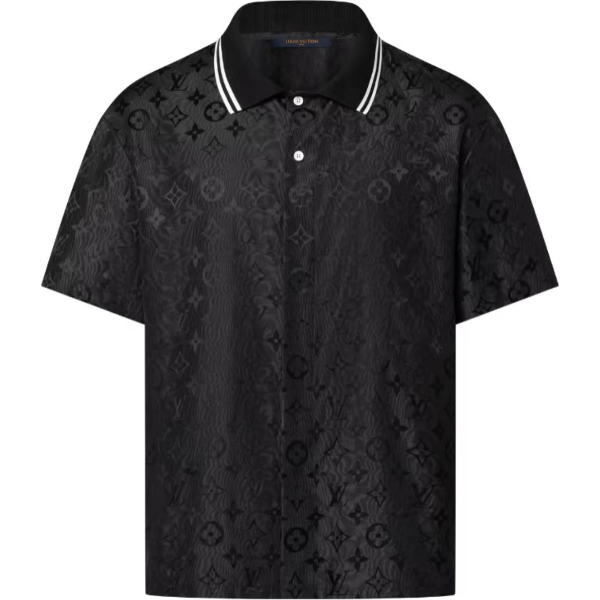 Monogram Moire Jacquard Short Sleeved Silk Shirt LOUIS VUITTON, черный
Monogram Moire Jacquard Short Sleeved Silk Shirt LOUIS VUITTON, черный