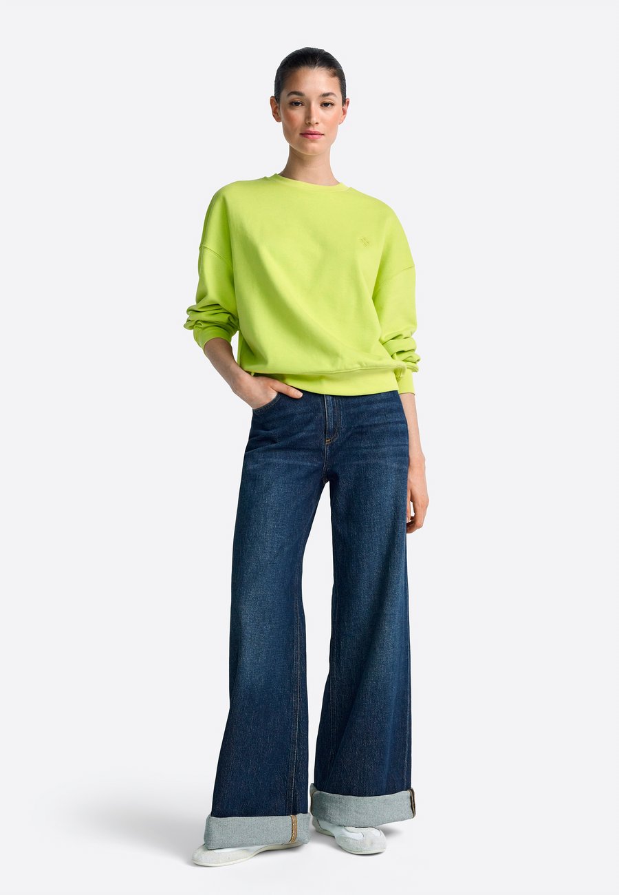 Толстовка Rich & Royal Sweatshirt, Urban Lime/Light Green
Толстовка Rich & Royal Sweatshirt, Urban Lime/Light Green