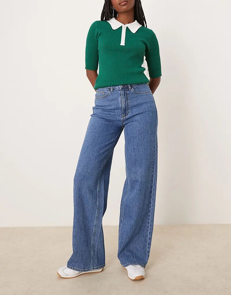 Джинсы Freya с высокой талией и широкими штанинами из средне-синего денима Vila
Джинсы Freya с высокой талией и широкими штанинами из средне-синего денима Vila