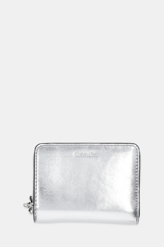 Кошелек Calvin Klein, серебряный
Кошелек Calvin Klein, серебряный