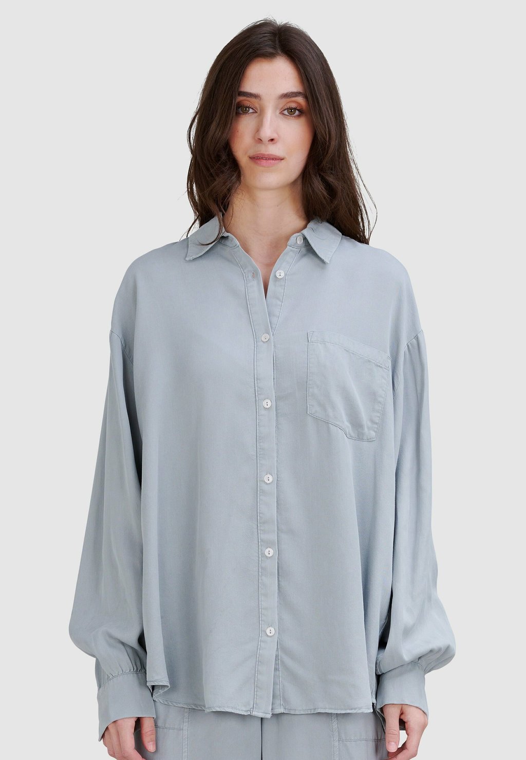 Блузка на пуговицах True Religion, серый
Блузка на пуговицах True Religion, серый