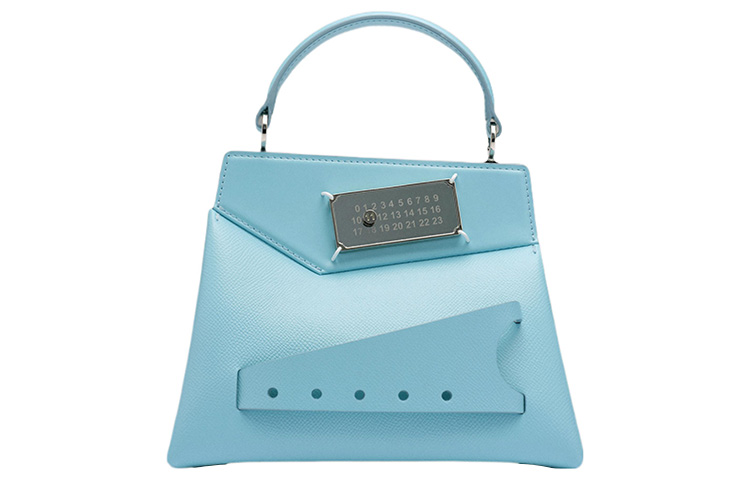 Стильная сумка Maison Margiela
Стильная сумка Maison Margiela