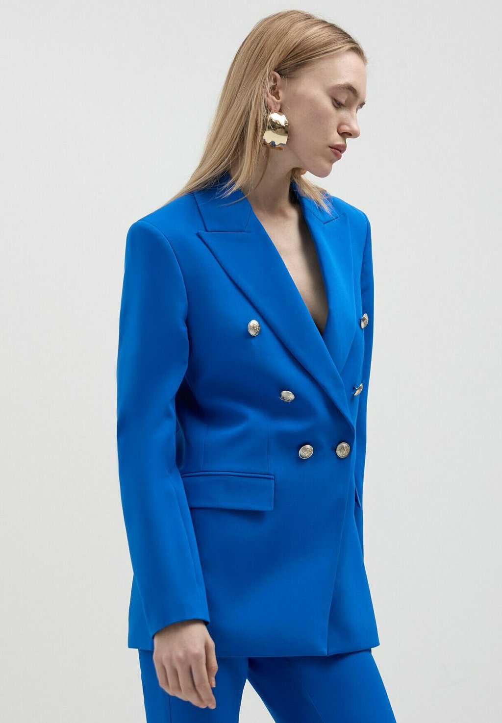 Короткое пальто DOPPIOPETTO BOTTONI ORO Calliope, синий
Короткое пальто DOPPIOPETTO BOTTONI ORO Calliope, синий