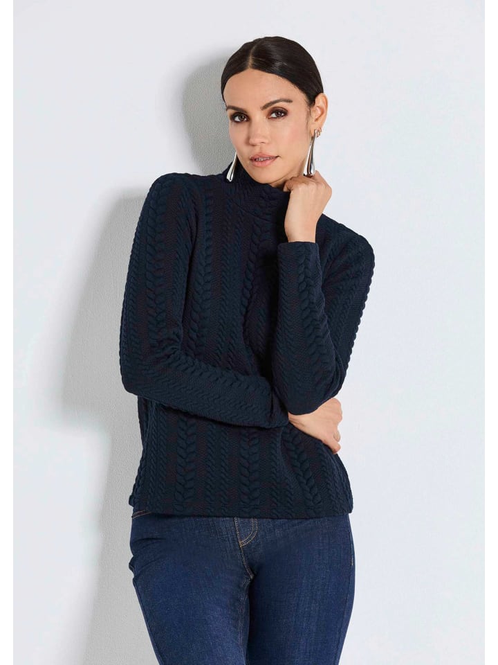 MADELEINE Толстовка с узором «косичка» темно-синего цвета
MADELEINE Толстовка с узором «косичка» темно-синего цвета