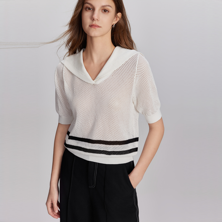 ELLE Трикотажный кардиган Women's Ecru Lapel Moderate Others
ELLE Трикотажный кардиган Women's Ecru Lapel Moderate Others