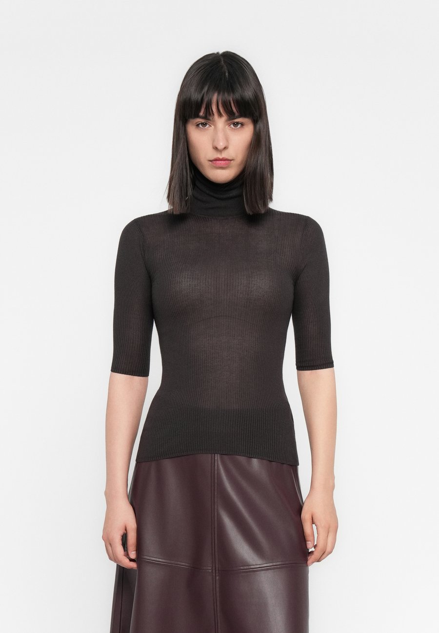 Джемпер Guess Jumper, Bark Brown/Brown
Джемпер Guess Jumper, Bark Brown/Brown