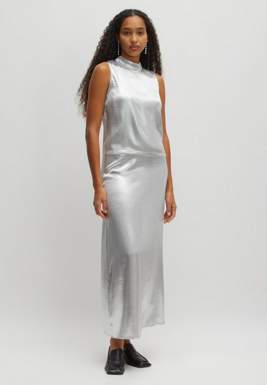 Юбка макси SILVA EDITED, серебристый
Юбка макси SILVA EDITED, серебристый