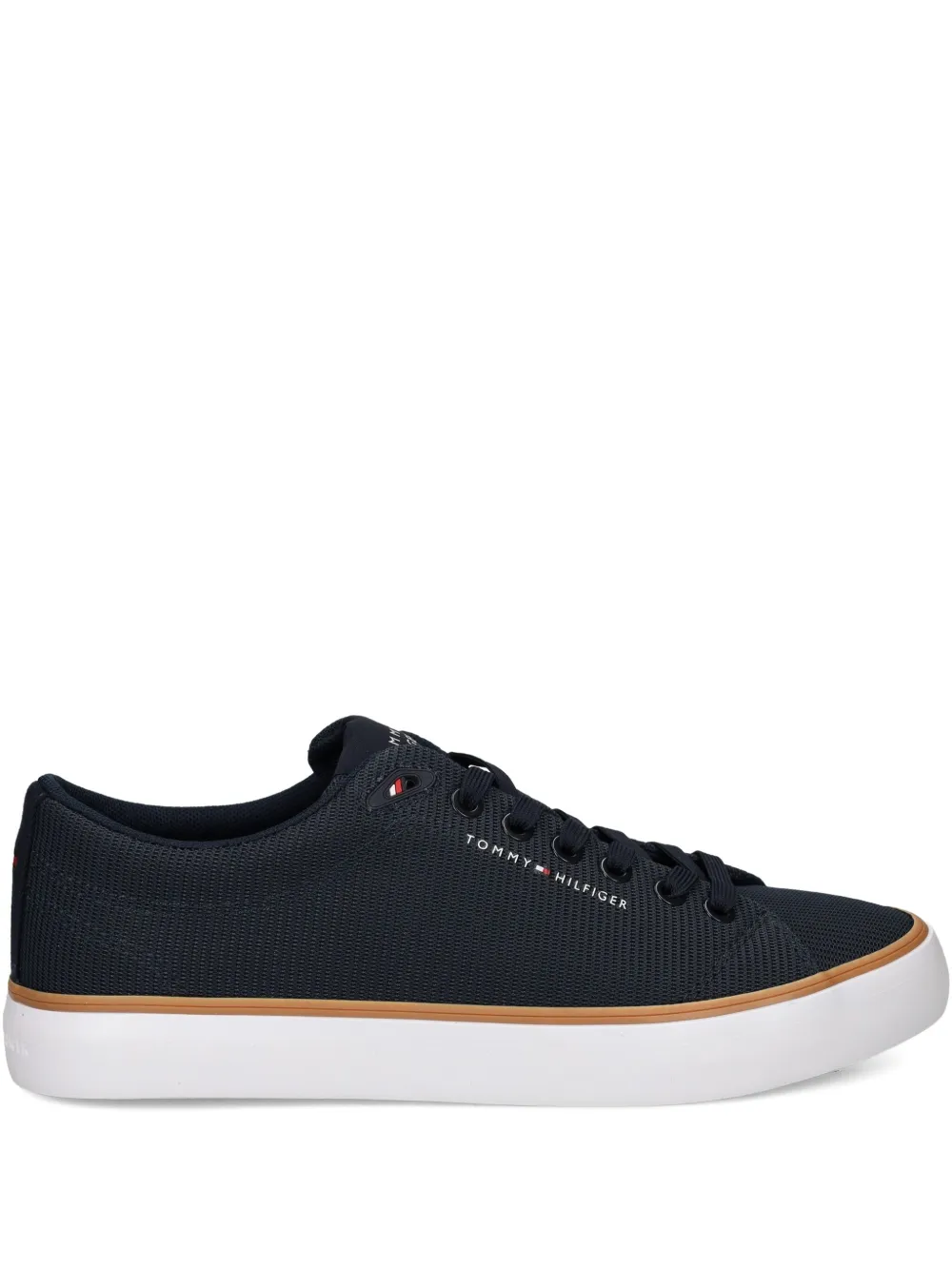 Текстурированные кроссовки на шнуровке Tommy Hilfiger, синий
Текстурированные кроссовки на шнуровке Tommy Hilfiger, синий