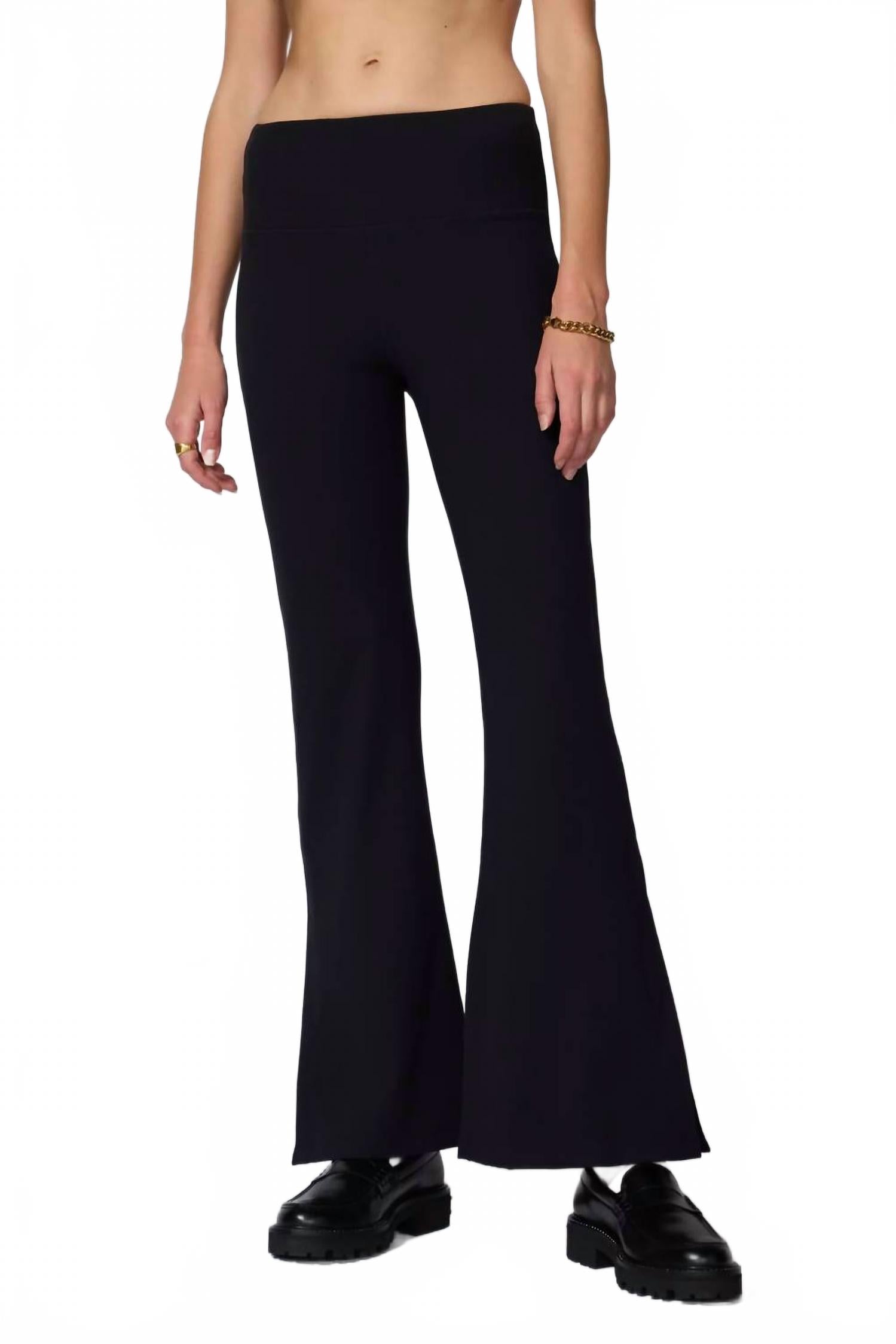 Брюки Velocity Flare черные MPG Sport
Брюки Velocity Flare черные MPG Sport