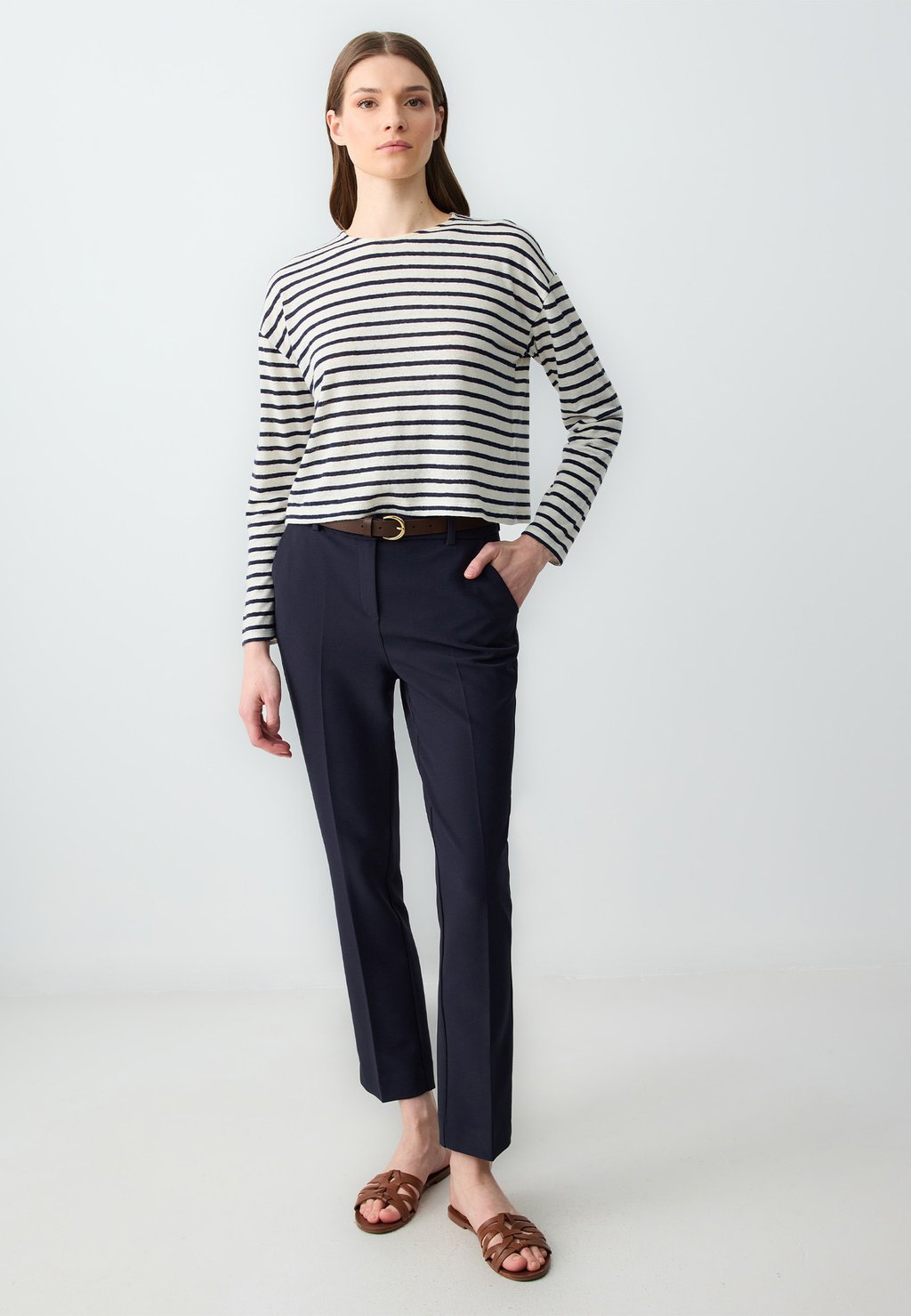 Брюки Jimmy Key, темно-синий
Брюки Jimmy Key, темно-синий