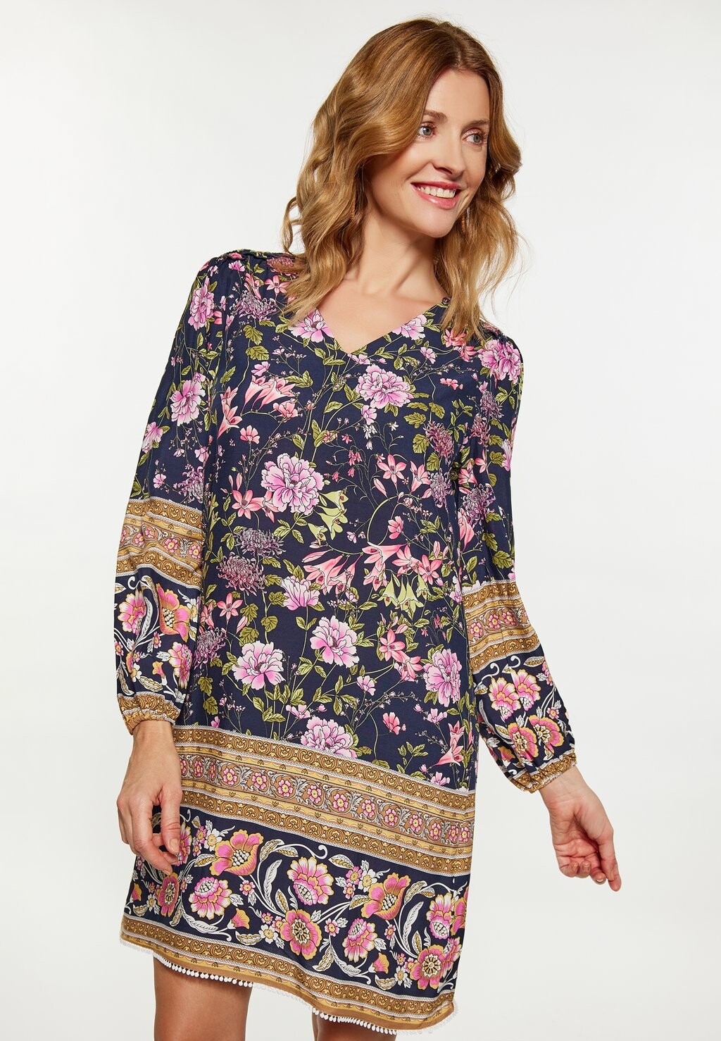 Повседневное платье usha, темно-синий
Повседневное платье usha, темно-синий