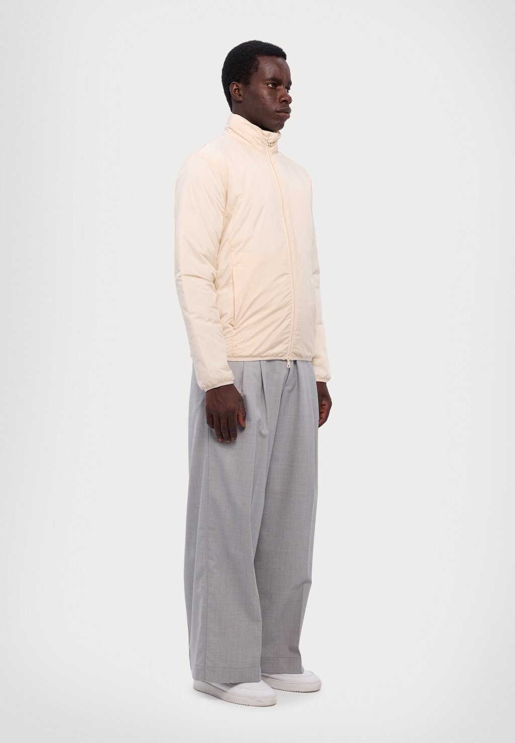 Легкая куртка GIUBBOTTO UNISEX EA7 Emporio Armani, белый 
Легкая куртка GIUBBOTTO UNISEX EA7 Emporio Armani, белый