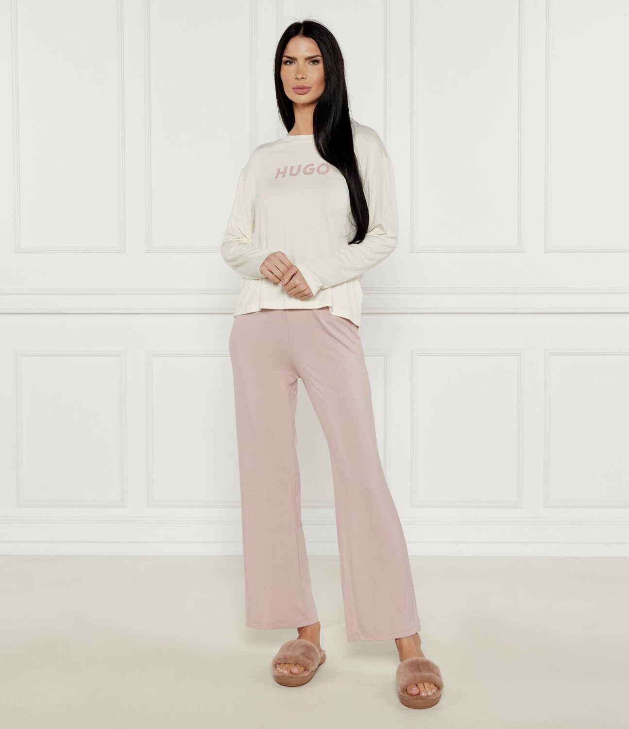 Пижама Hugo Bodywear Regular Fit, экрю
Пижама Hugo Bodywear Regular Fit, экрю