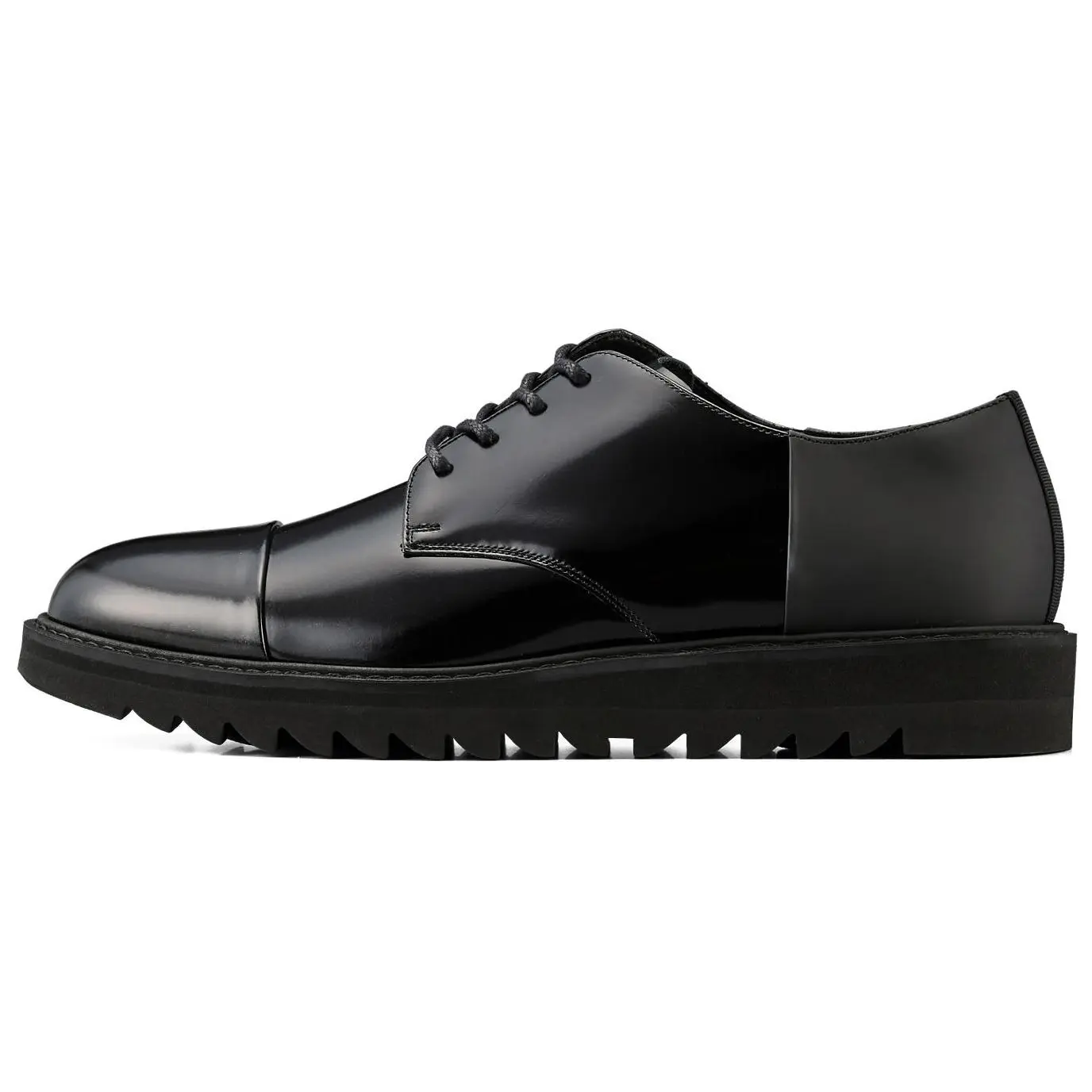 DERBY Мужские повседневные туфли Onitsuka Tiger черные
DERBY Мужские повседневные туфли Onitsuka Tiger черные