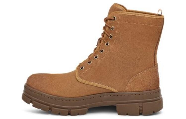 Мужские ботинки Ugg Martin на толстой подошве, коричневый
Мужские ботинки Ugg Martin на толстой подошве, коричневый