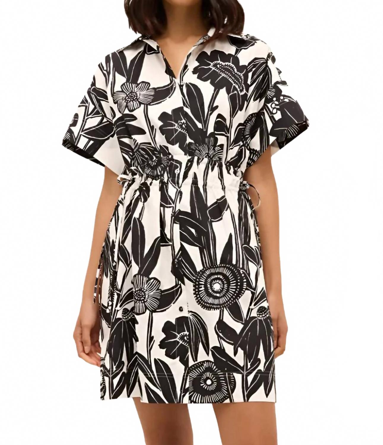 Женское мини-платье Billie в черном цвете Marie Oliver
Женское мини-платье Billie в черном цвете Marie Oliver
