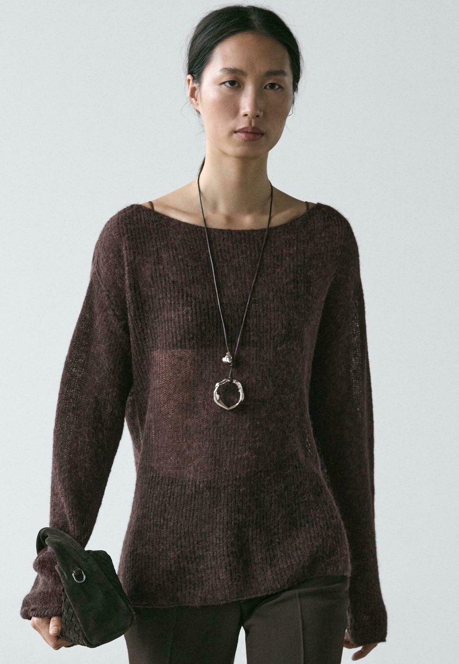 Джемпер Massimo Dutti Jumper, Dark Brown
Джемпер Massimo Dutti Jumper, Dark Brown
