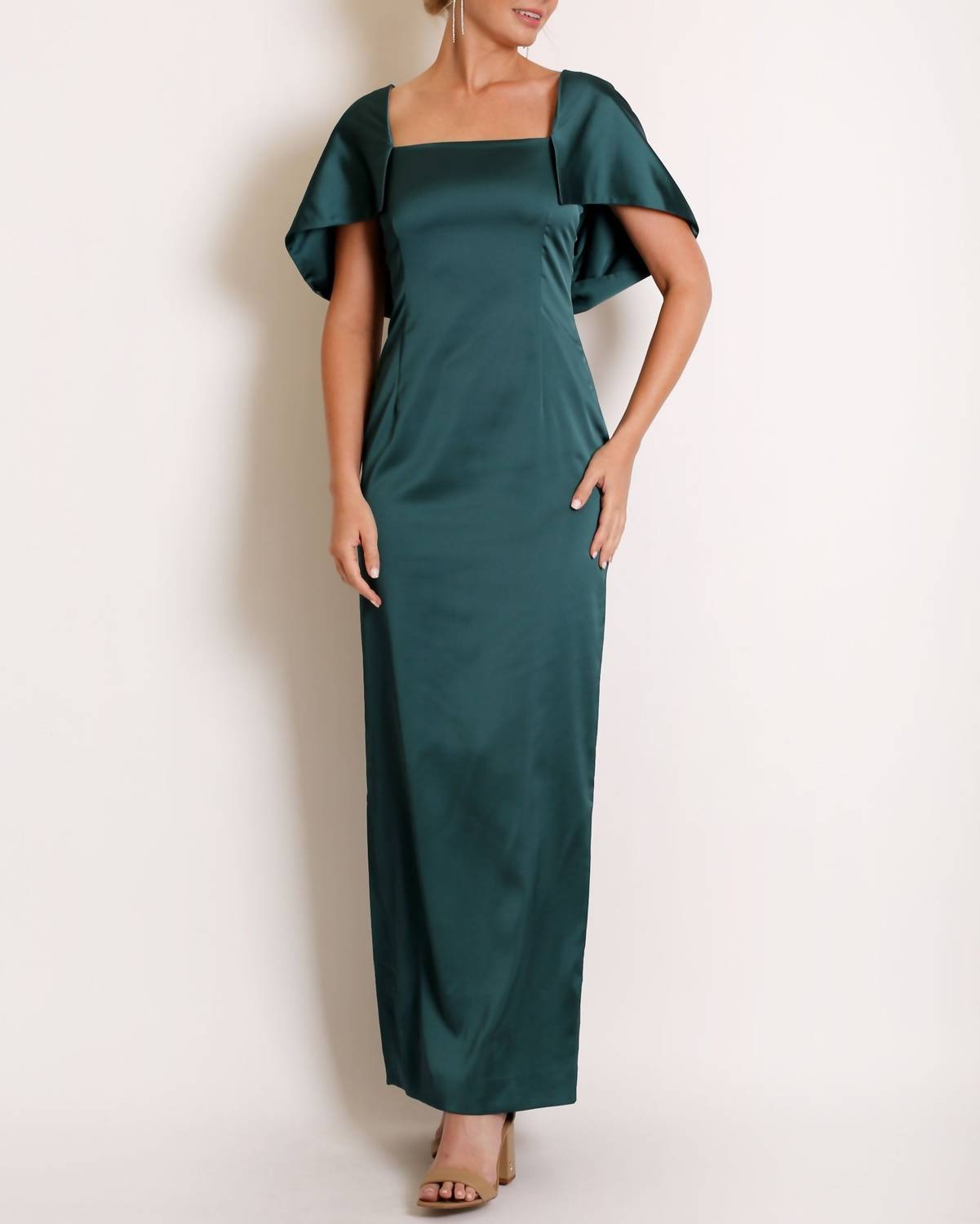 Платье Flora в сатине цвета хаки Camilyn Beth
Платье Flora в сатине цвета хаки Camilyn Beth