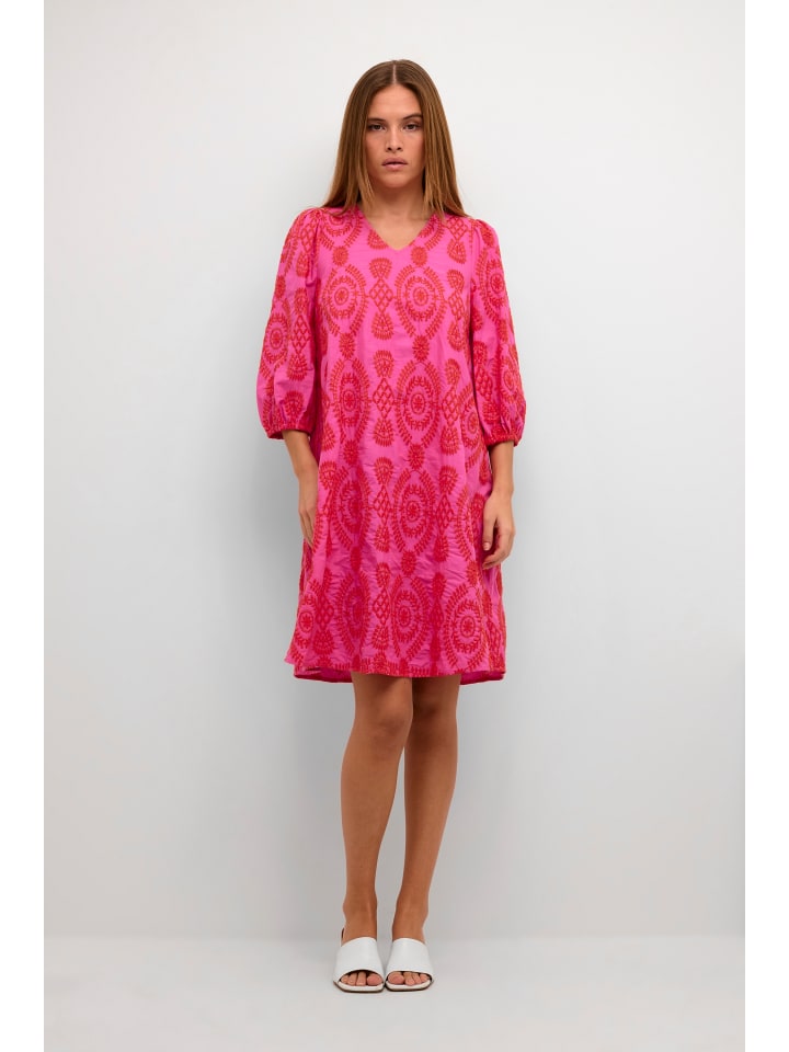 Платье CUtia А-силуэта цвета фуксии CULTURE
Платье CUtia А-силуэта цвета фуксии CULTURE