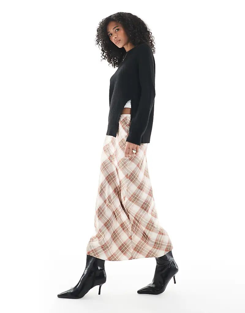 Юбка миди New Look из атласа в клетку розового цвета
Юбка миди New Look из атласа в клетку розового цвета