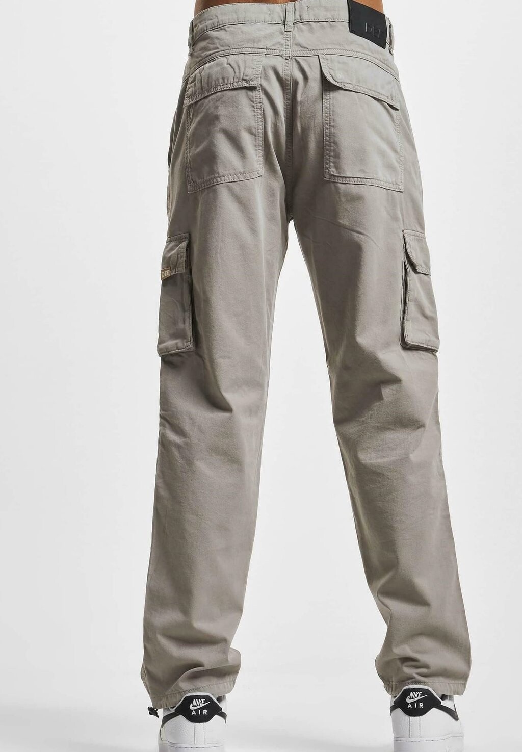 Брюки с боковыми карманами DEF, серый
Брюки с боковыми карманами DEF, серый