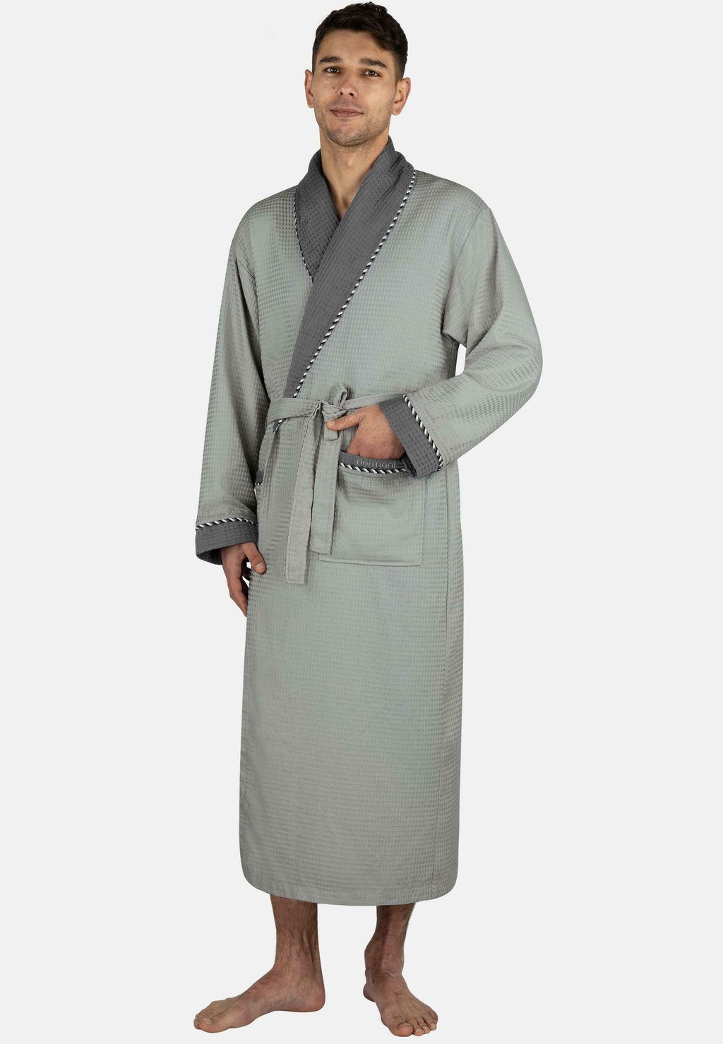 Халат Normani, серый
Халат Normani, серый