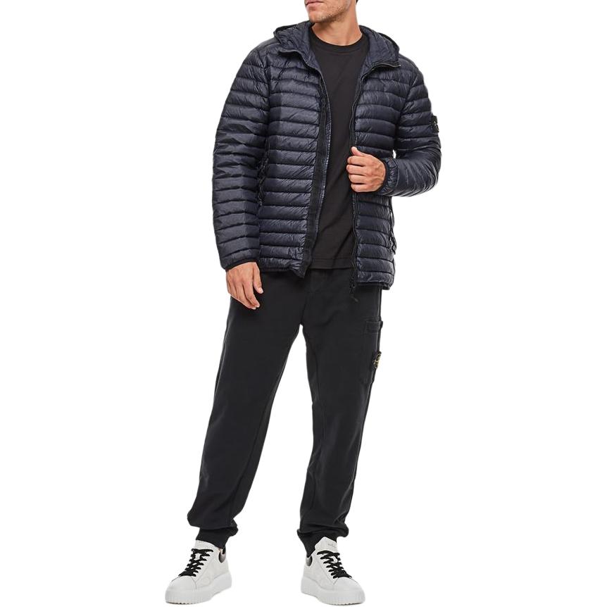 Свитшот с молнией STONE ISLAND, сине-черный
Свитшот с молнией STONE ISLAND, сине-черный