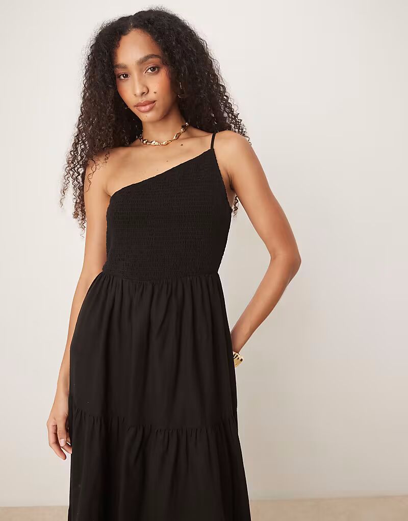 Платье-миди на одно плечо от Nobody's Child Frome черного цвета
Платье-миди на одно плечо от Nobody's Child Frome черного цвета