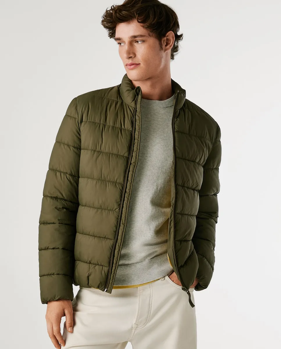 Мужской пуховик с высокой застегивающейся шеей Pepe Jeans, темно-зеленый
Мужской пуховик с высокой застегивающейся шеей Pepe Jeans, темно-зеленый