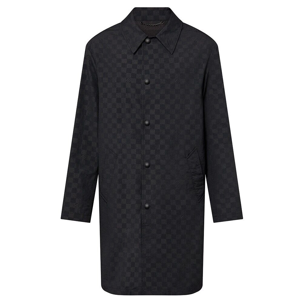 Легкий компактный нейлоновый плащ Louis Vuitton, черный
Легкий компактный нейлоновый плащ Louis Vuitton, черный